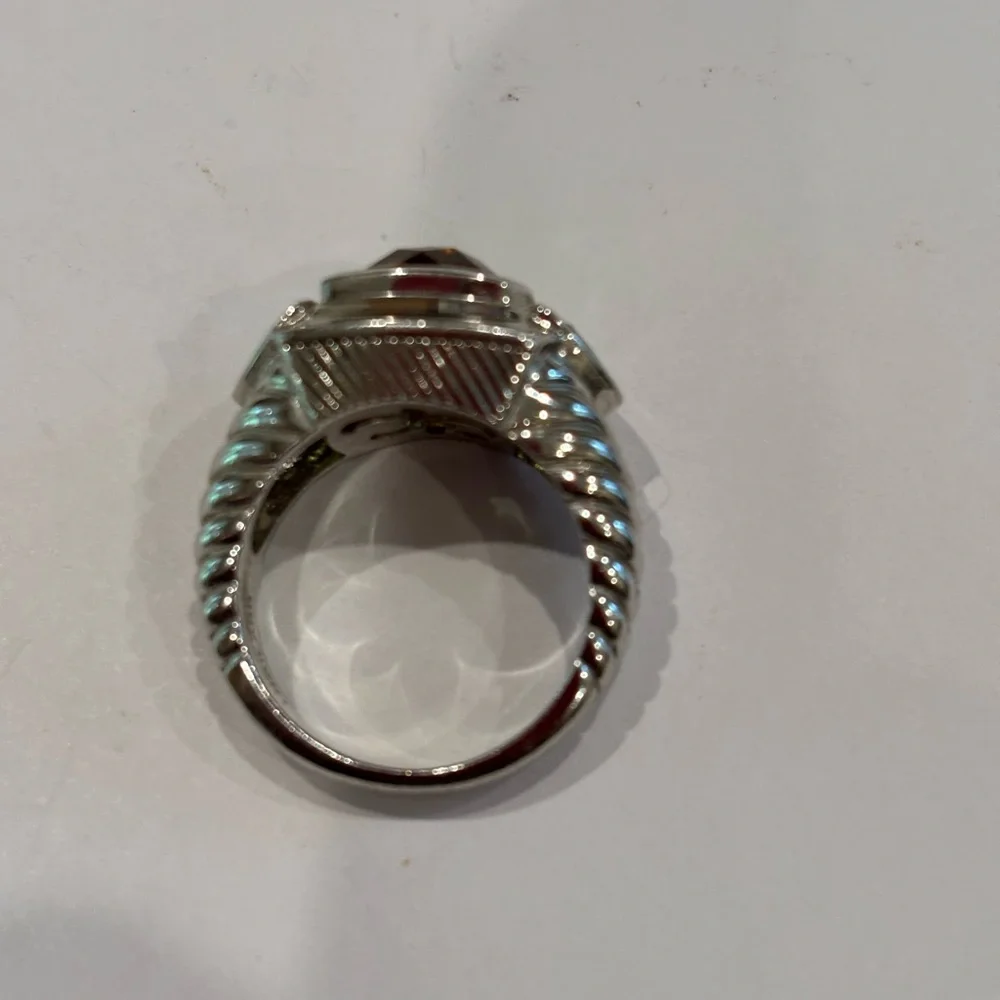 Judith Ripka Sterling, Citrine & peridot. Cushion-cut, triangle accents. SZ 7.5 - Picture 5 of 5